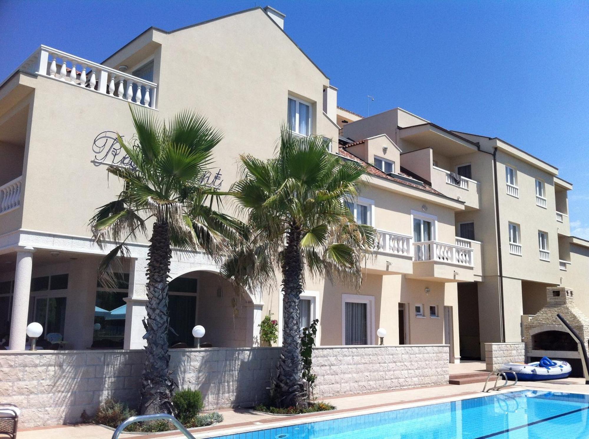 Villa Kastel بوفليانا المظهر الخارجي الصورة